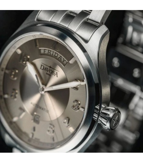 Newton Pilot Day-Date : + metal Band