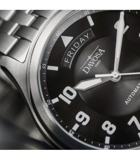 Newton Pilot Day-Date : + metal Band