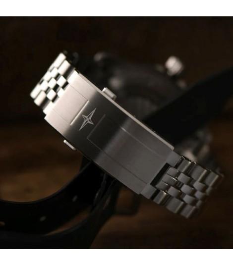 Ternos Professional 68H Automatic Eagle Bay : disponible en pré-commande